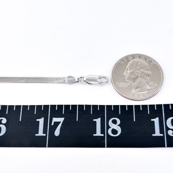 Vintage Italy Sterling Silver 925 3.2mm Herringbone Chain Necklace 18” - Picture 5 of 5